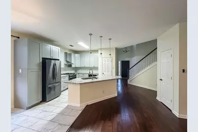 6002 Salcon Cliff Drive, Austin, TX 78749 - Photo 9