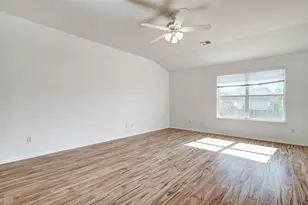 1305 4 Cabin Ct, Round Rock, TX 78665 - Photo 19