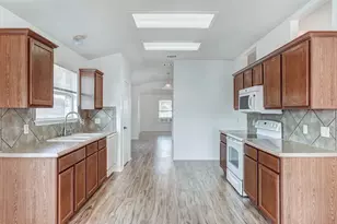 1305 4 Cabin Ct, Round Rock, TX 78665 - Photo 15