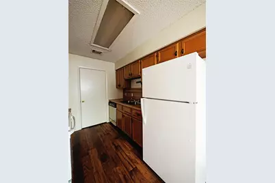 115 S Frio Street #H, Lockhart, TX 78644 - Photo 9