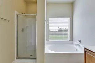 20817 Silverbell Ln, Pflugerville, TX 78660 - Photo 17