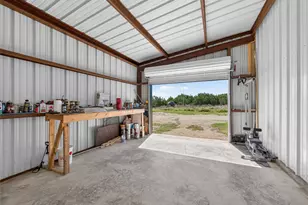 411 Avila Ln, Briggs, TX 78608 - Photo 23