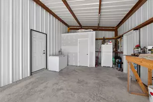 411 Avila Ln, Briggs, TX 78608 - Photo 25