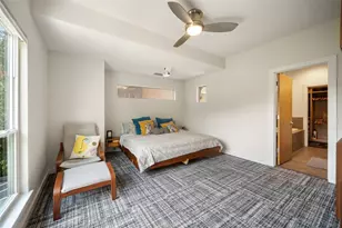 1411 E 2nd St, Austin, TX 78702 - Photo 13