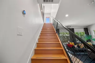 1411 E 2nd St, Austin, TX 78702 - Photo 11