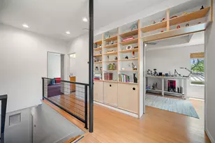 1411 E 2nd St, Austin, TX 78702 - Photo 19