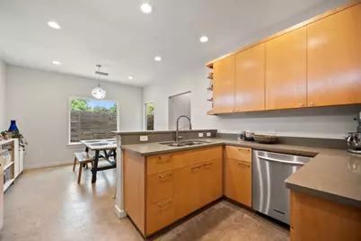 1411 E 2nd Street #B2, Austin, TX 78702 - Photo 7