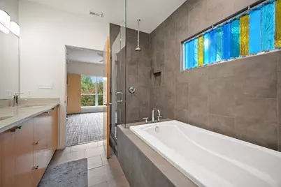 1411 E 2nd Street #B2, Austin, TX 78702 - Photo 17