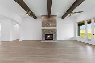 131 Hydrangea Dr, Smithville, TX 78957 - Photo 5