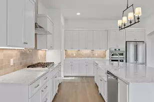 131 Hydrangea Dr, Smithville, TX 78957 - Photo 9