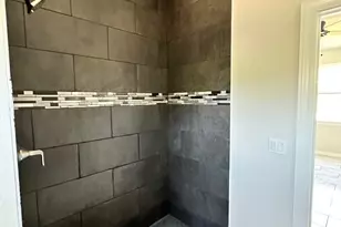 501 Maple St, Taylor, TX 76574 - Photo 17