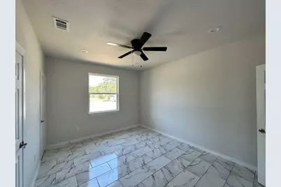 501 Maple Street, Taylor, TX 76574 - Photo 13