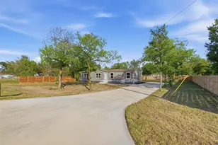 284 Gato Rd, Cedar Creek, TX 78612 - Photo 1
