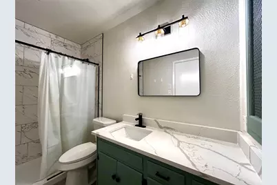 1005 W Martin Luther King Jr Boulevard #B, Austin, TX 78701 - Photo 21