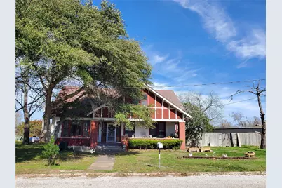 422 W North Main Street, Flatonia, TX 78941 - Photo 1