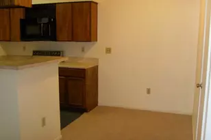 114 E 31st St, Austin, TX 78705 - Photo 5