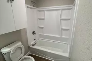 214 Linda Dr, San Marcos, TX 78666 - Photo 11