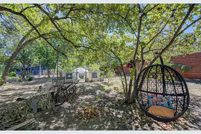 3205 Menchaca Road, Austin, TX 78704 - Photo 17