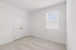 108 Eagle Vly Dr, Elgin, TX 78621 - Photo 17