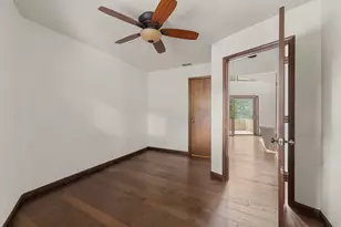 1922 Cypress Point W, Austin, TX 78746 - Photo 29