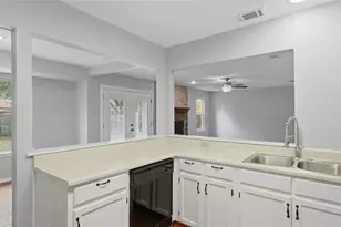 13811 Sunny Glen, San Antonio, TX 78217 - Photo 9