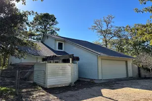 180 W Kelley Rd, Bastrop, TX 78602 - Photo 37