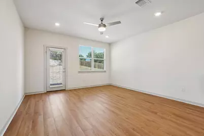 10724 Deaton Lane, Austin, TX 78754 - Photo 11