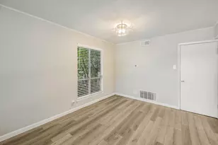 1813 Woodland Ave, Austin, TX 78741 - Photo 9