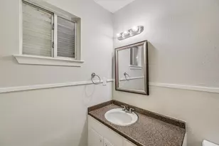 1813 Woodland Ave, Austin, TX 78741 - Photo 17