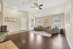102 Thompson Trail, Bastrop, TX 78602 - Photo 5