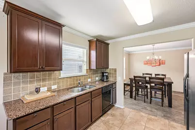7229 Outfitter Drive, Austin, TX 78744 - Photo 9