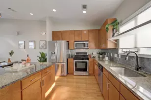 1702 S Lamar Blvd, Austin, TX 78704 - Photo 13