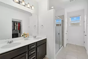 10813 Sentinel Dr, Austin, TX 78747 - Photo 11