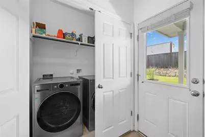 10813 Sentinel Drive, Austin, TX 78747 - Photo 19