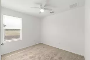 424 Marty Allen Loop, Jarrell, TX 76537 - Photo 23