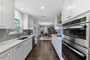 8201 Shadowood Dr, Austin, TX 78757 - Photo 15