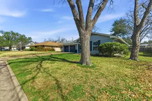 8201 Shadowood Dr, Austin, TX 78757 - Photo 33