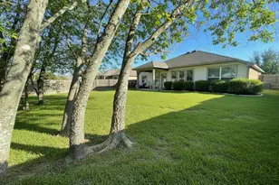 114 Clear Water Pass, Bastrop, TX 78602 - Photo 21