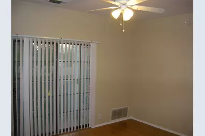 303 W 35th Street #203, Austin, TX 78705 - Photo 5