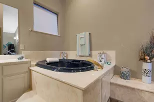 416 Depot St, Elgin, TX 78621 - Photo 17