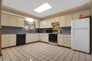 416 Depot St, Elgin, TX 78621 - Photo 9