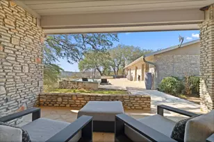 2910 Fall Creek Rd, Spicewood, TX 78669 - Photo 23