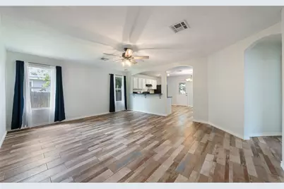 111 Quail Hollow Drive, Hutto, TX 78634 - Photo 3