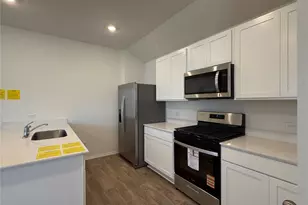 312 Nizao Ln, Bastrop, TX 78602 - Photo 11