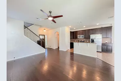 921 Heritage Springs Trail, Round Rock, TX 78664 - Photo 5