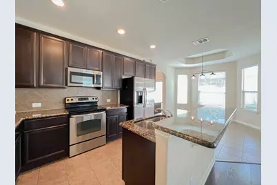 921 Heritage Springs Trail, Round Rock, TX 78664 - Photo 9
