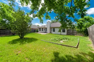 3913 Orion St, Round Rock, TX 78665 - Photo 3