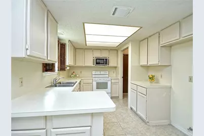 11502 Toledo Drive, Austin, TX 78759 - Photo 13