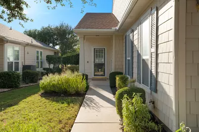 121 Dickens Circle, Georgetown, TX 78633 - Photo 5