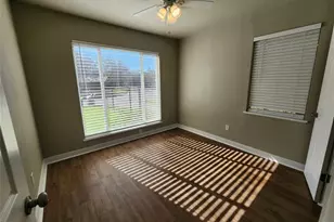 2708 St Edwards Cir, Austin, TX 78704 - Photo 5